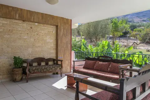 Ariadni Palace in Chersonissos — foto 3