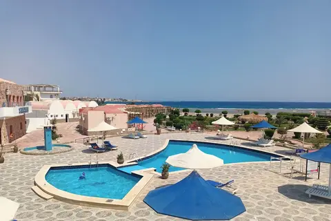 Dolphin Continental Hotel in القصير — foto 28