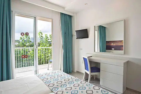 Club Hotel Aguamarina in es Mercadal — foto 5