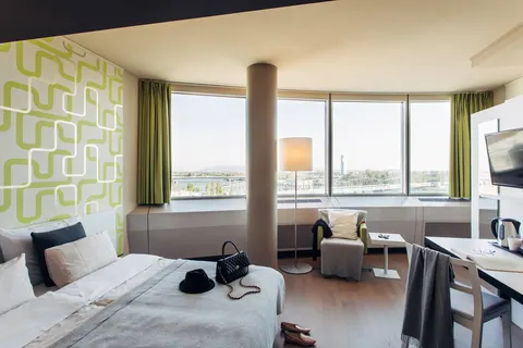 harry's home Wien Millennium Tower foto 3