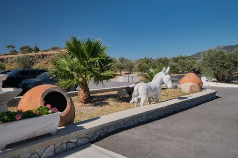 Defkalion Hotel in Petra — foto 26