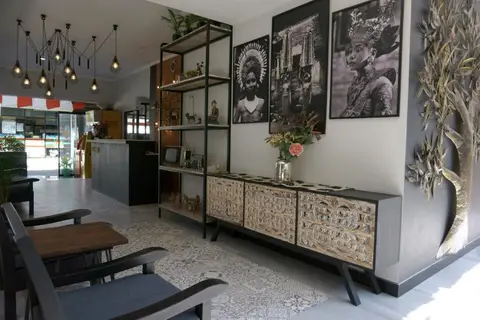 Gemini Star Hotel in Kuta — foto 7