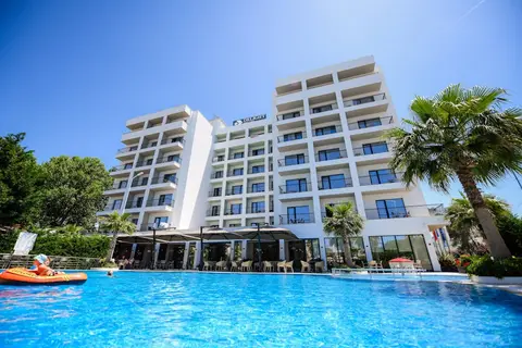 Delight Hotel & SPA in Golem