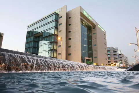 Ibis Styles Dubai Jumeira in Dubai — foto 18