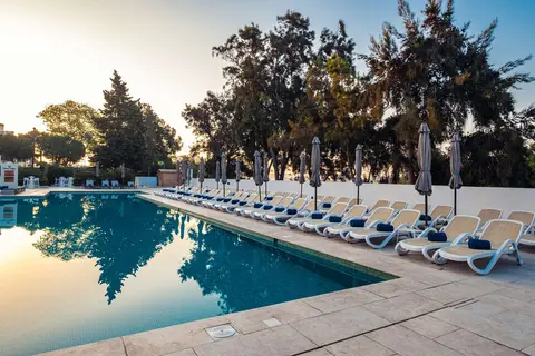 Hotel Urban Valley Resort & Spa in San Ġwann — foto 16