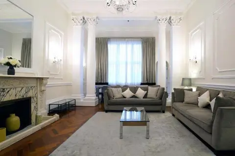 Queensgate Court in Londen, foto 7