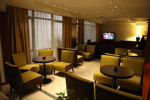 Arber Hotel in Tirana — foto 10