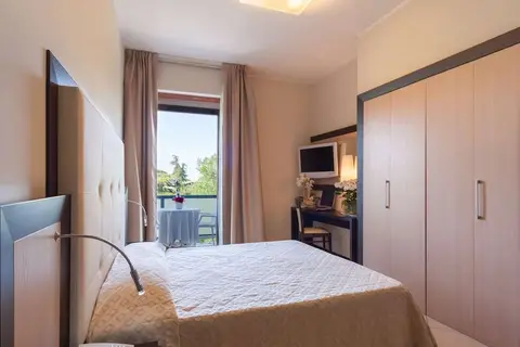 Suite Hotel Elite in Bologna