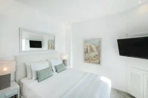 Aqua Luxury Suites in Ρόδα — foto 13