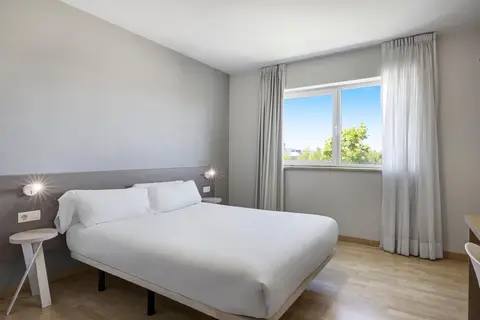B&B HOTEL Madrid Las Rozas in Las Rozas — foto 16