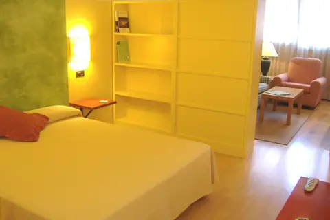 Exe Pozuelo in Pozuelo De Alarcón — foto 23
