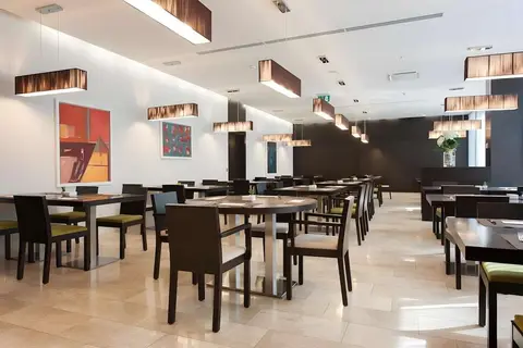 Hotel Occidental Praha Five in Praag — foto 12