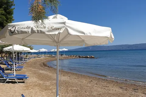 Radisson Paradise Beach Resort in Αμάρυνθος — foto 20