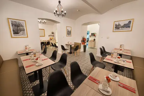 Hotel Suite Home Prague in Praag, foto 12