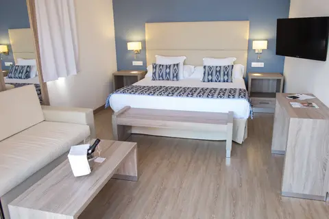 Pierre & Vacances Apartamentos Premium Menorca Binibeca in Sant Lluís — foto 28