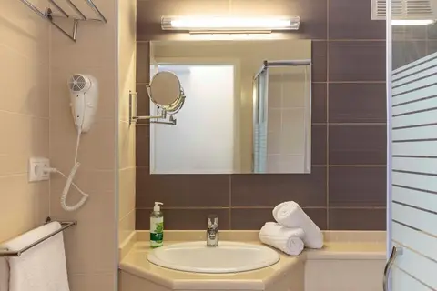 Hotel Hippocampus in Ιαλυσός — foto 4