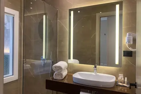 Iliad Hotel in Durrës — foto 15