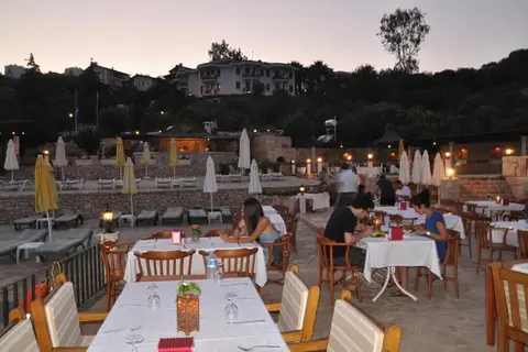 Aquarius Hotel in Tarsus — foto 3
