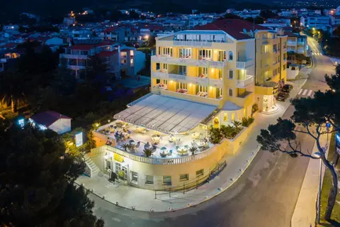 Hotel Villa Bacchus in Baska Voda — foto 2