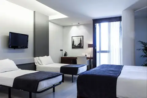 Hotel Diagonal Plaza in Zaragoza — foto 7