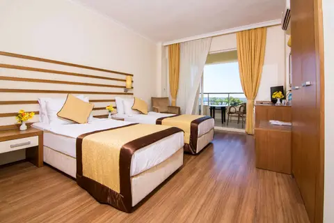 Akbulut Hotel & Spa in Kuşadası — foto 3