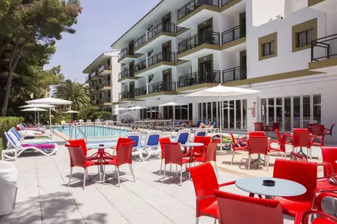 Guya Wave Hotel in Cala Ratjada — foto 17