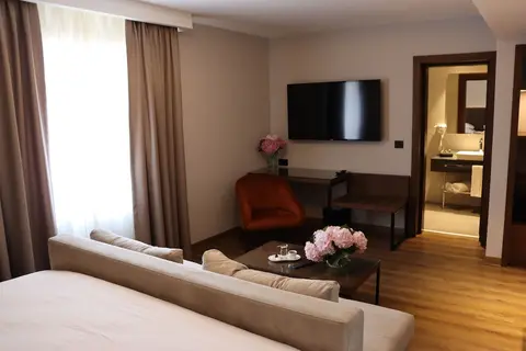 Riva Hotel Nisantasi in Fatih — foto 27