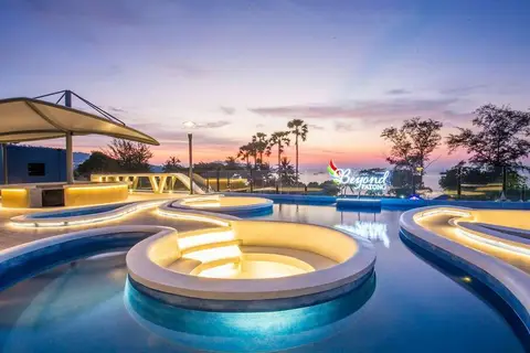Beyond Patong in ตำบลป่าตอง — foto 2
