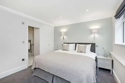 Queensgate Court Appartementen in Londen, foto 21