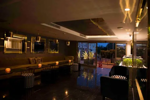 Sky Kamer Hotel in Muratpaşa — foto 16