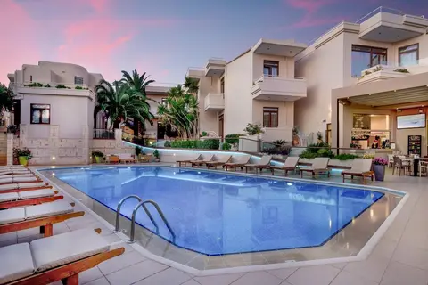 Oscar Suites & Village in Agia Marina — foto 11