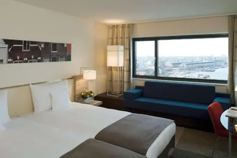 Mövenpick Hotel Amsterdam City Centre in Amsterdam — foto 9