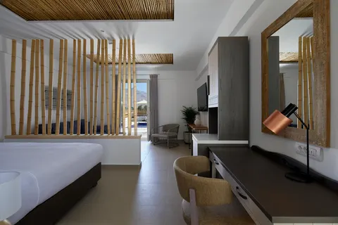 Sea Breeze Santorini in Thira Municipal Unit — foto 9