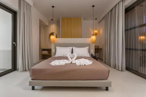 Serenity Luxury Hotel Agrilia foto 2