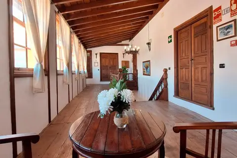 Bentor Rural in Puerto De La Cruz — foto 6