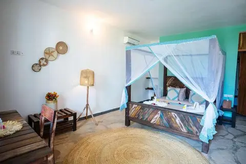 Reef & Beach Resort in Jambiani — foto 2