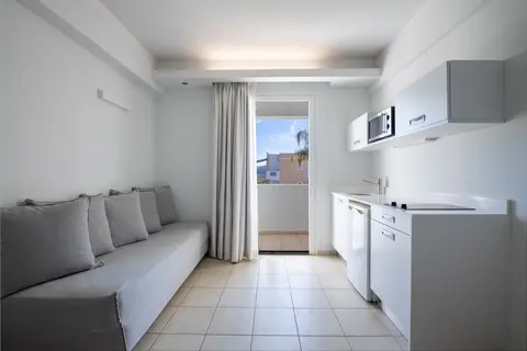 Akrogiali Beach Hotel in Δημοτική Ενότητα Μαλίων — foto 22