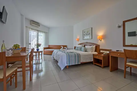 Delfina Boutique Hotel in Dramia, foto 18
