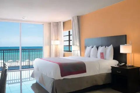 Ramada Plaza by Wyndham Marco Polo Beach Resort in Sunny Isles Beach — foto 10