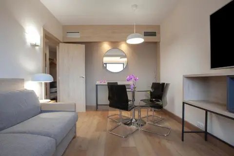 Hotel Puerta De Bilbao in Barakaldo — foto 11