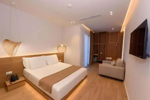 Mahoro Boutique Hotel in Vlorë — foto 13