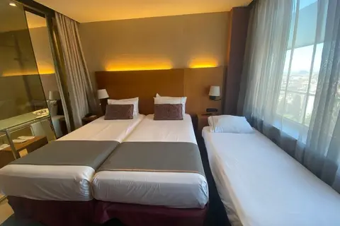 Hotel Badalona Tower in Badalona — foto 30