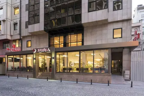 Ramada by Wyndham Istanbul Taksim in Beyoğlu — foto 4