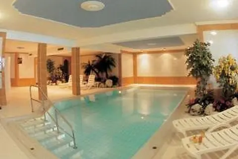 Hotel Antonius in Kaprun — foto 13