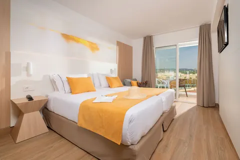 L'Azure in Lloret de Mar — foto 3