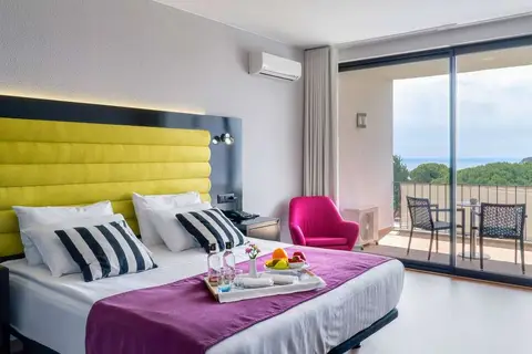 Hotel Eetu Begur in Begur — foto 4