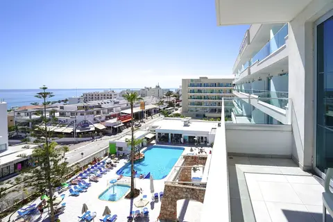 Melini Hotel Suites in Paralimni, foto 29