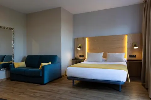 Hotel Zentral Mayoral in Toledo — foto 29