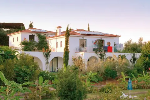 Sunrise Village Beach Hotel in Καλαμάκι — foto 16
