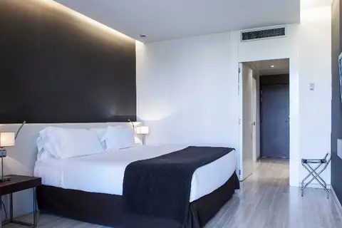Hotel Diagonal Plaza in Zaragoza — foto 10